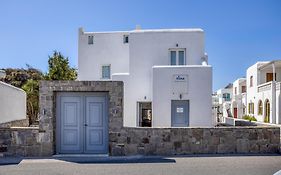 Elena Studios & Suites